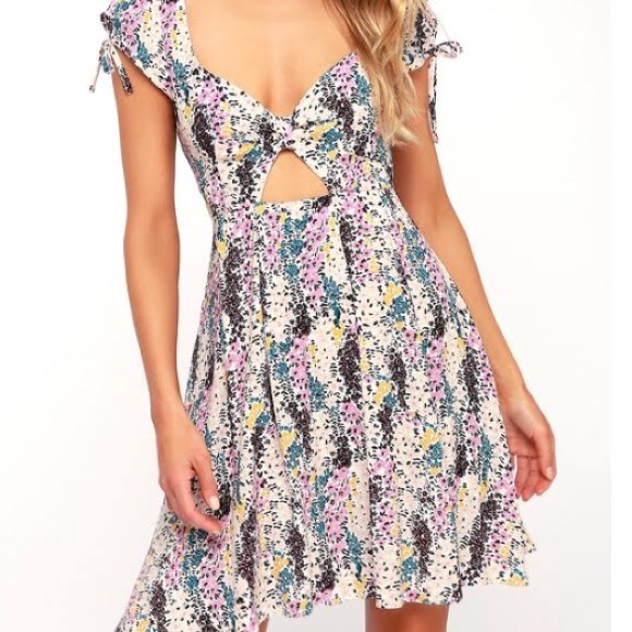 Free People Dresses & Skirts - NWT Free People Miss Right Floral Print Dress Free People Dresses & Skirts - NWT Free People Miss Right Floral Print Dress